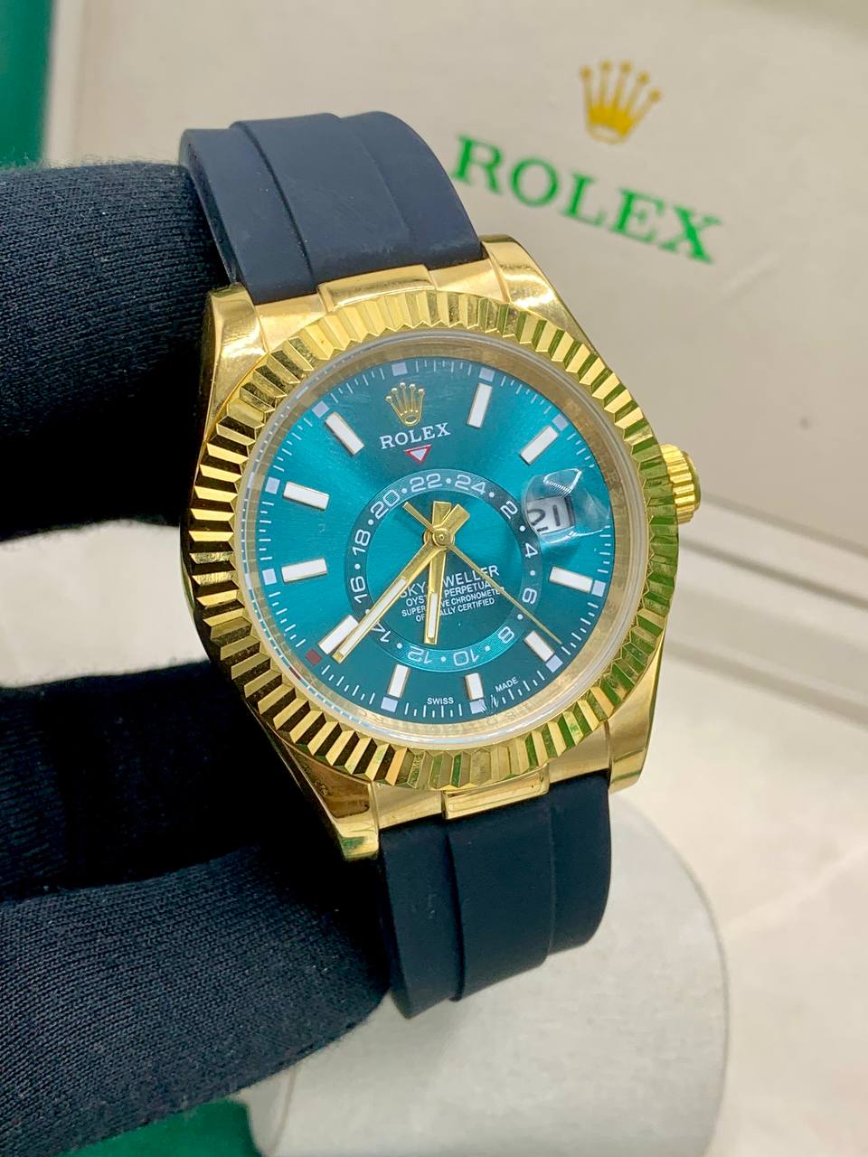 Luxury Sky-Dweller Rolex Watch | Men's Style - Image 2