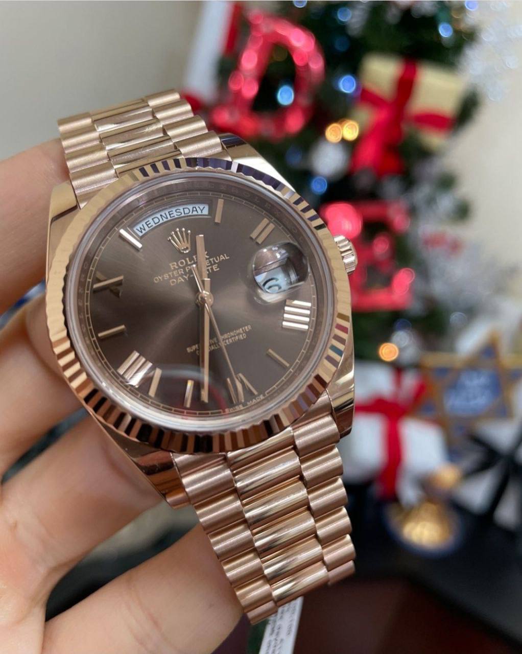 Luxury Rolex Day-Date Watch for Men - Image 2