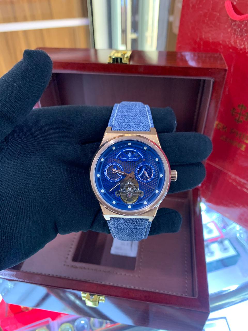High Quality Luxury Patek Philippe Watch for Men - Image 5