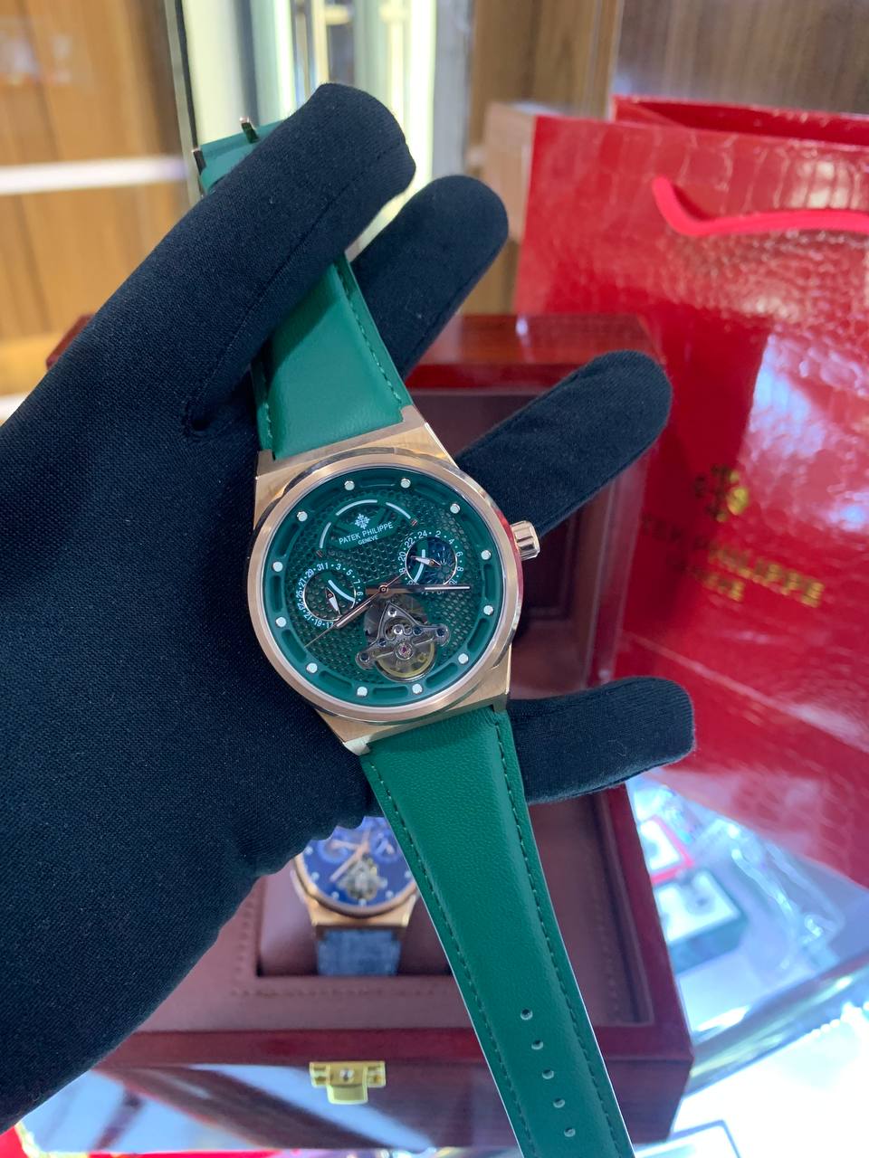 High Quality Luxury Patek Philippe Watch for Men - Image 2